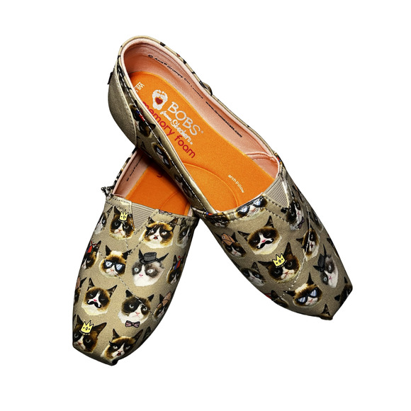 Skechers BOBS Shoes Womens Size 6.5 Tan Cat Print Slip On Memory Foam 33108 - Picture 2 of 8